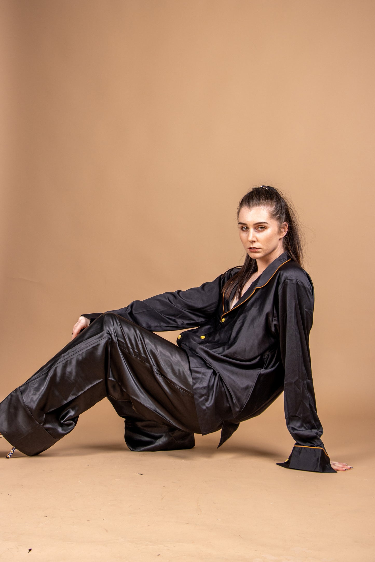 Binding Trim Silk Pyjama Set