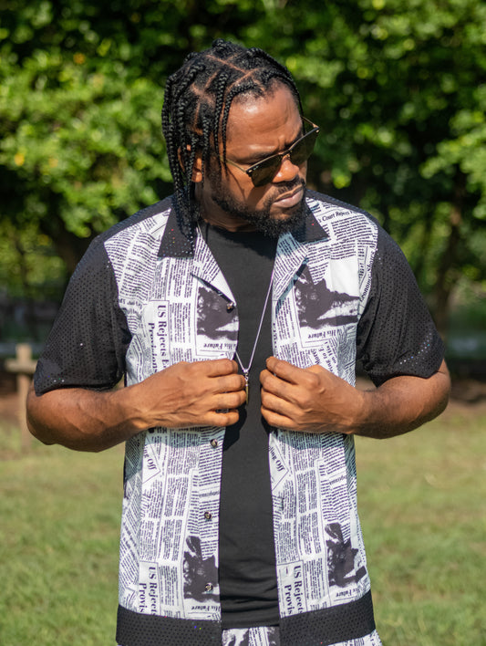 Men's News Paper Print Short Sleeve Button-Up Shirt
