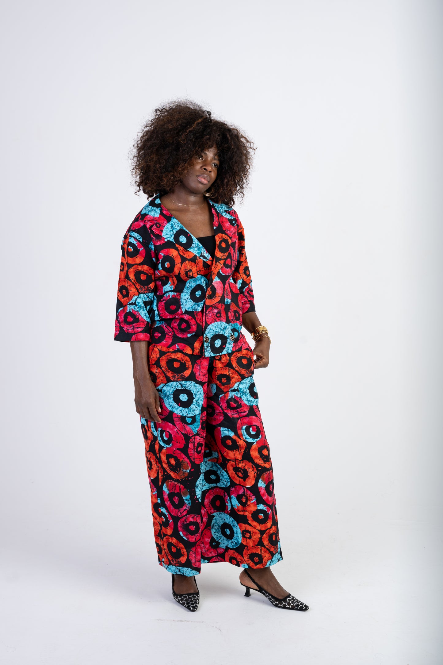 Vibrant Circle Print Two-Piece Set – Wide-Leg Trousers