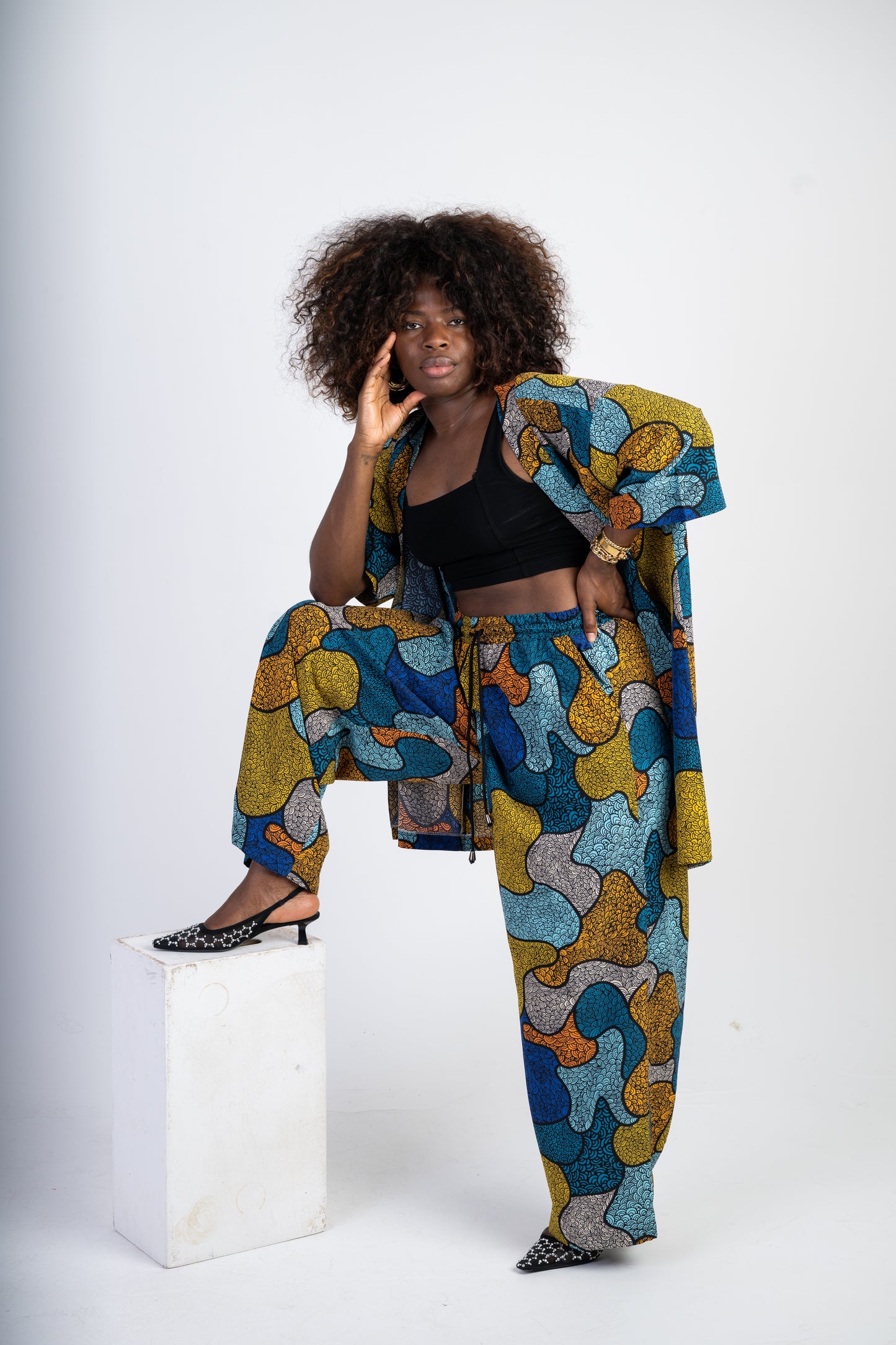 Abstract Print Two-Piece Set – Kimono Shirt & Wide-Leg Trousers
