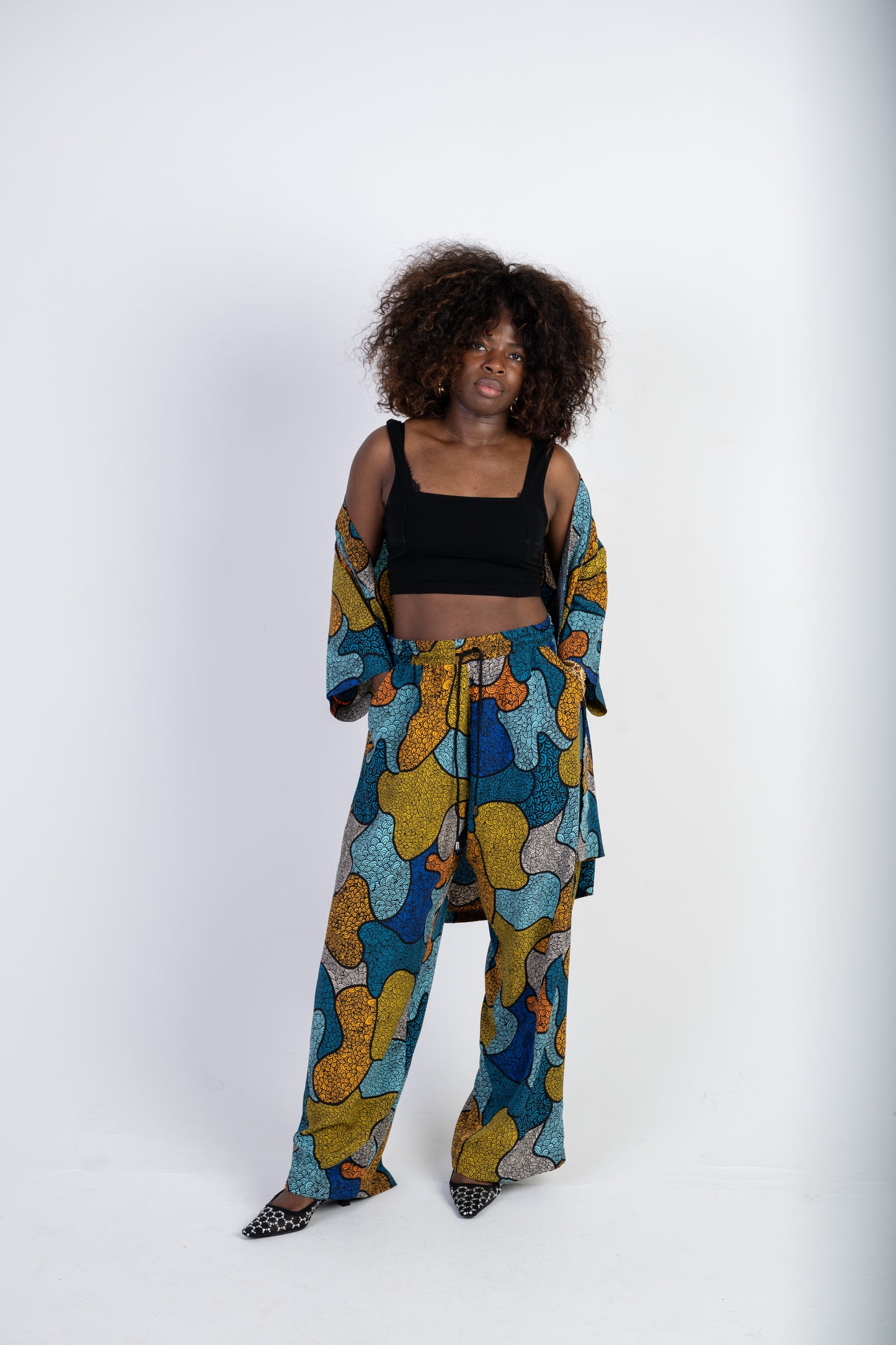 Abstract Print Two-Piece Set – Kimono Shirt & Wide-Leg Trousers