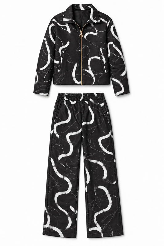 Monochrome Expression | Modern Tailored Set