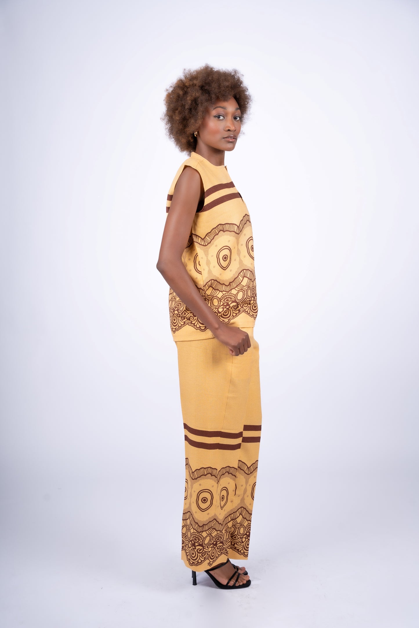Desert Echo Linen Sleeveless Set | Contemporary Streetwear