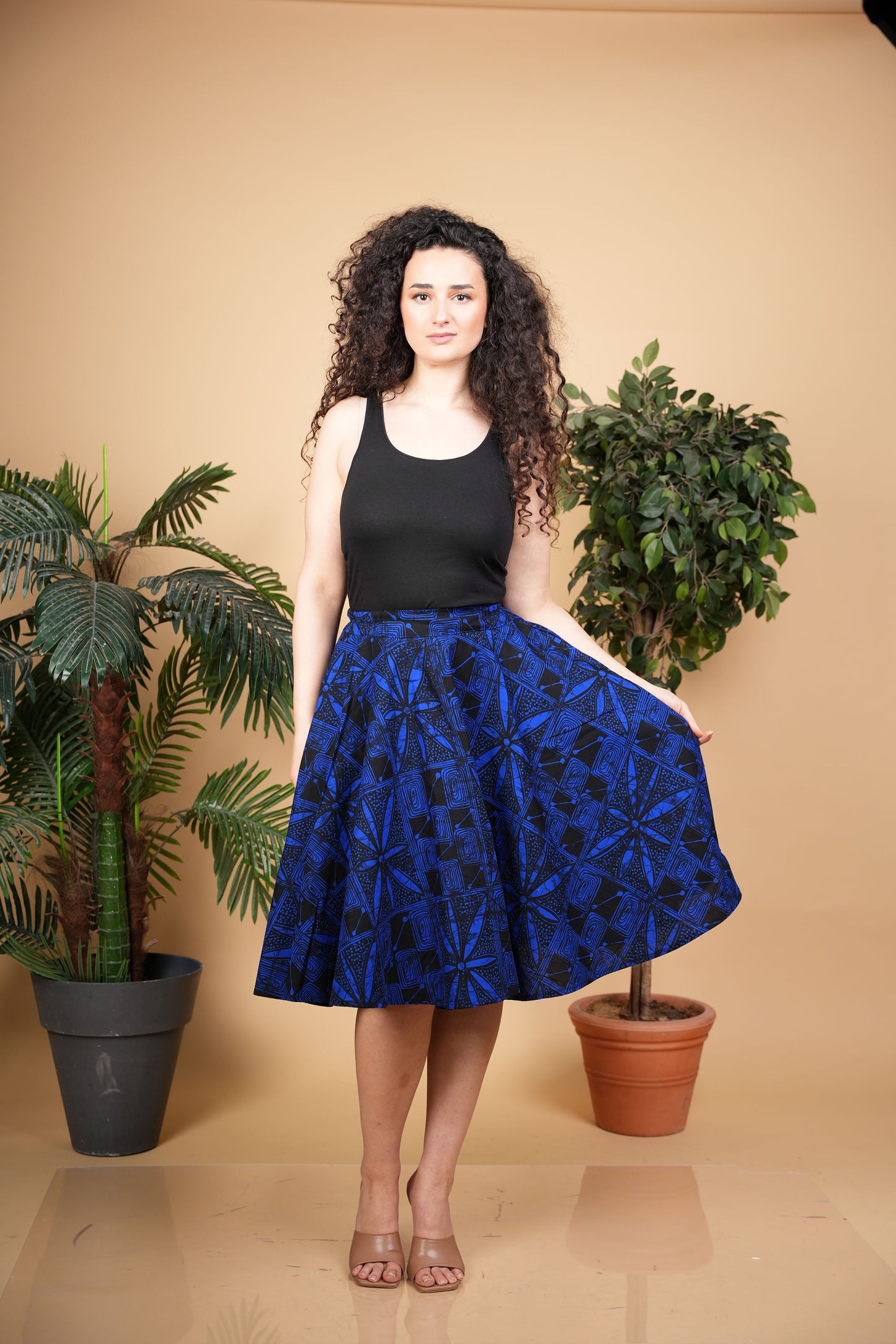 Short Ankara blue and black skirt
