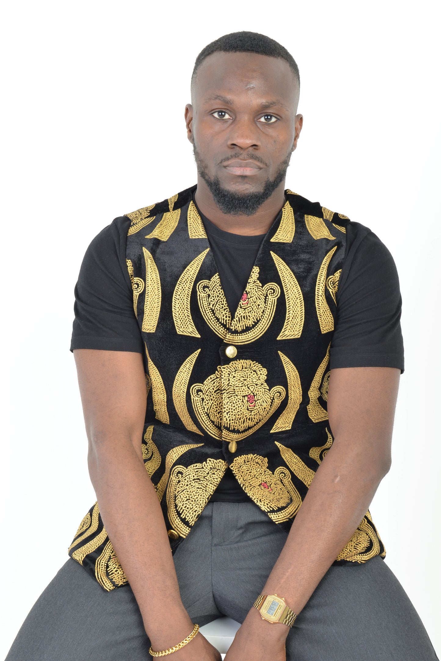 Black Isi-Agu waistcoat